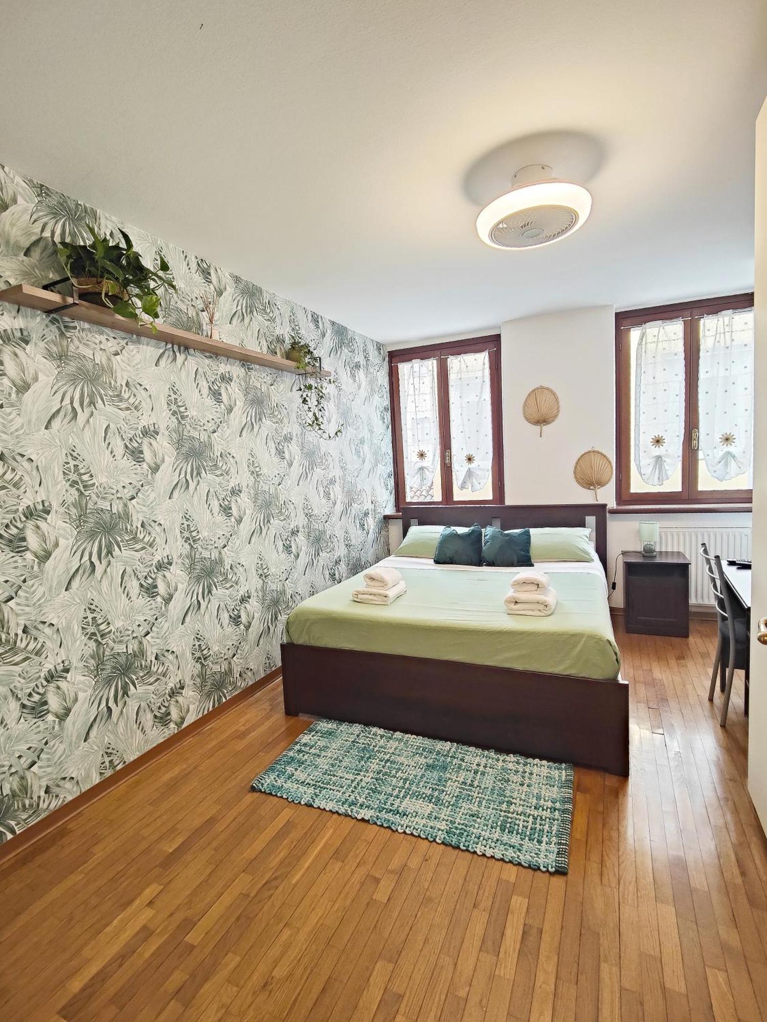 Le Case Di Sara Parking And Two Rooms In The Historic Center Údine Exterior foto